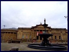 Central Library and World Museum